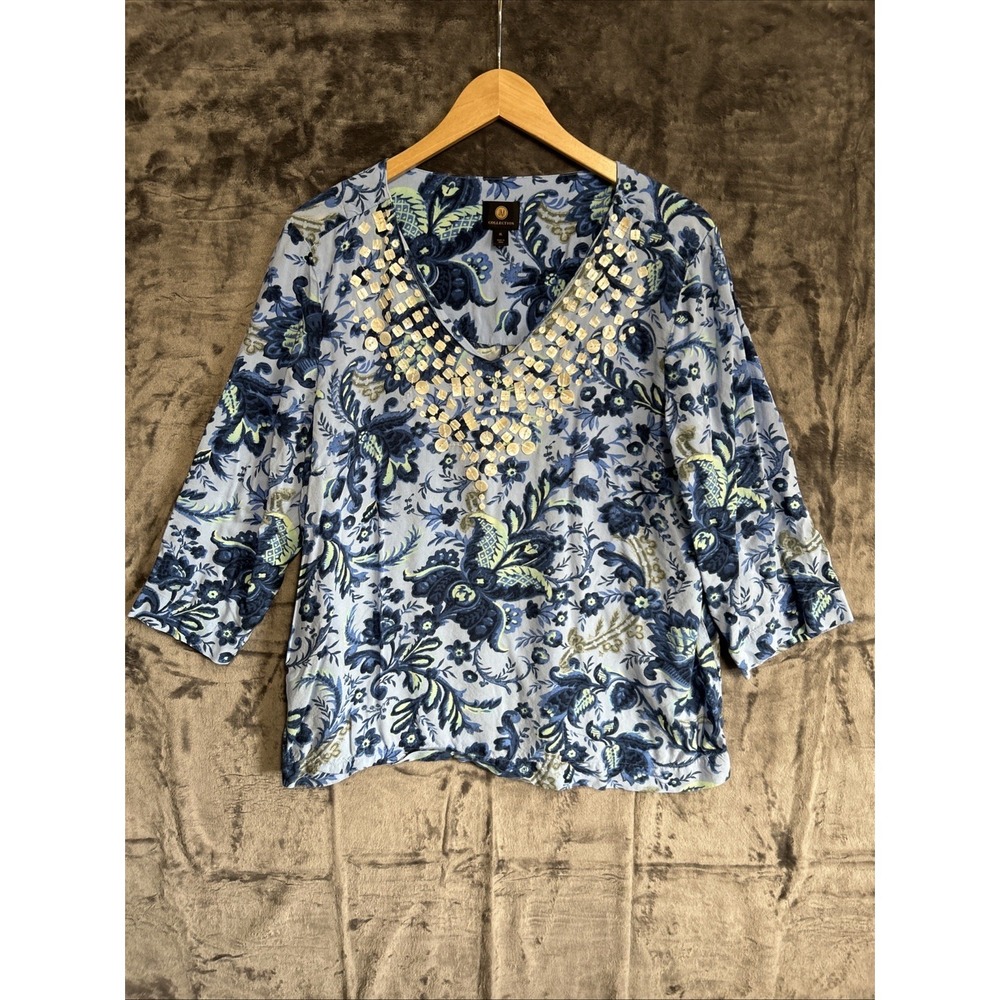 JM Collections Women's XL Blue Floral V Neck Shell Embellished V Neck‎ Resort
